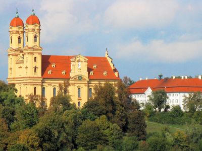 Schoenenbergkirche_2.jpg